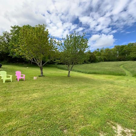 French Farmhouse Retreat With Pool & Superb Views. Blanzac  Exterior foto
