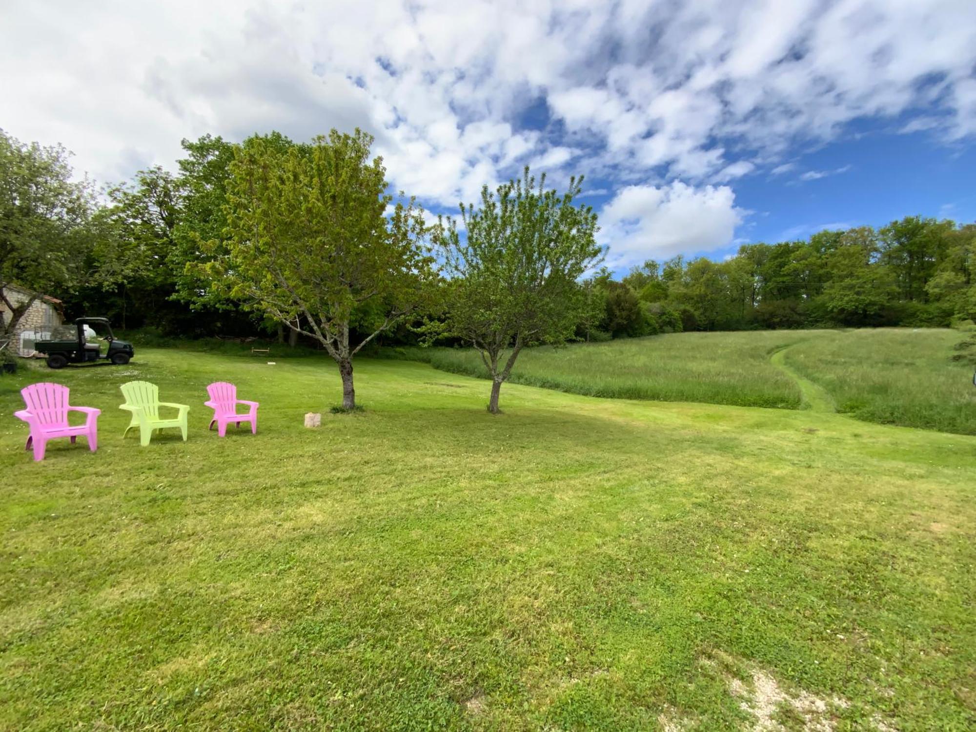 French Farmhouse Retreat With Pool & Superb Views. Blanzac  Exterior foto